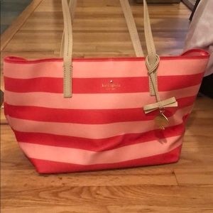 Kate spade purse—excellent used condition